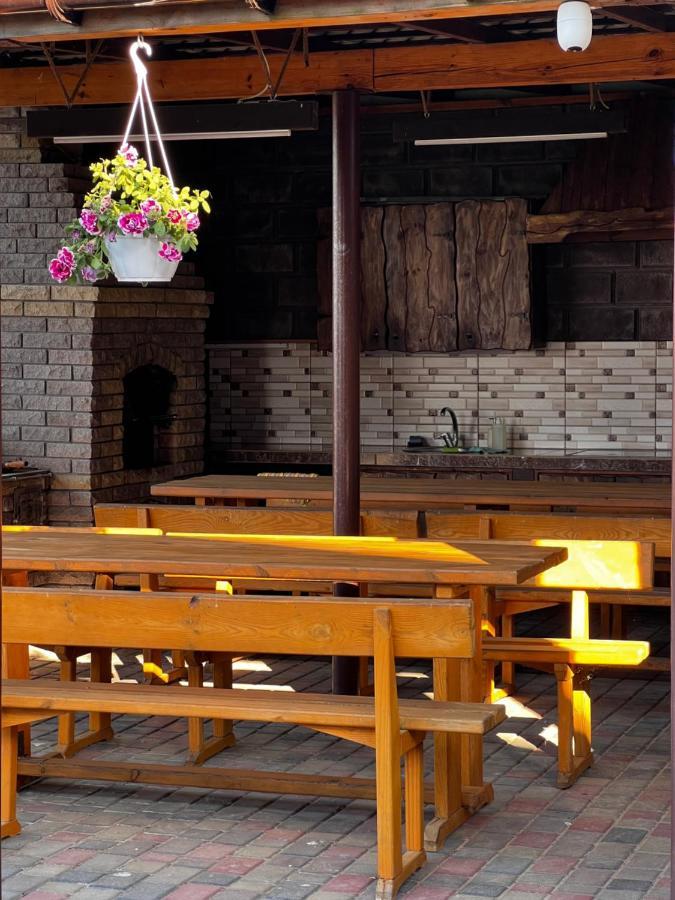 Edelweiss House Hotel Svityaz' Exterior foto